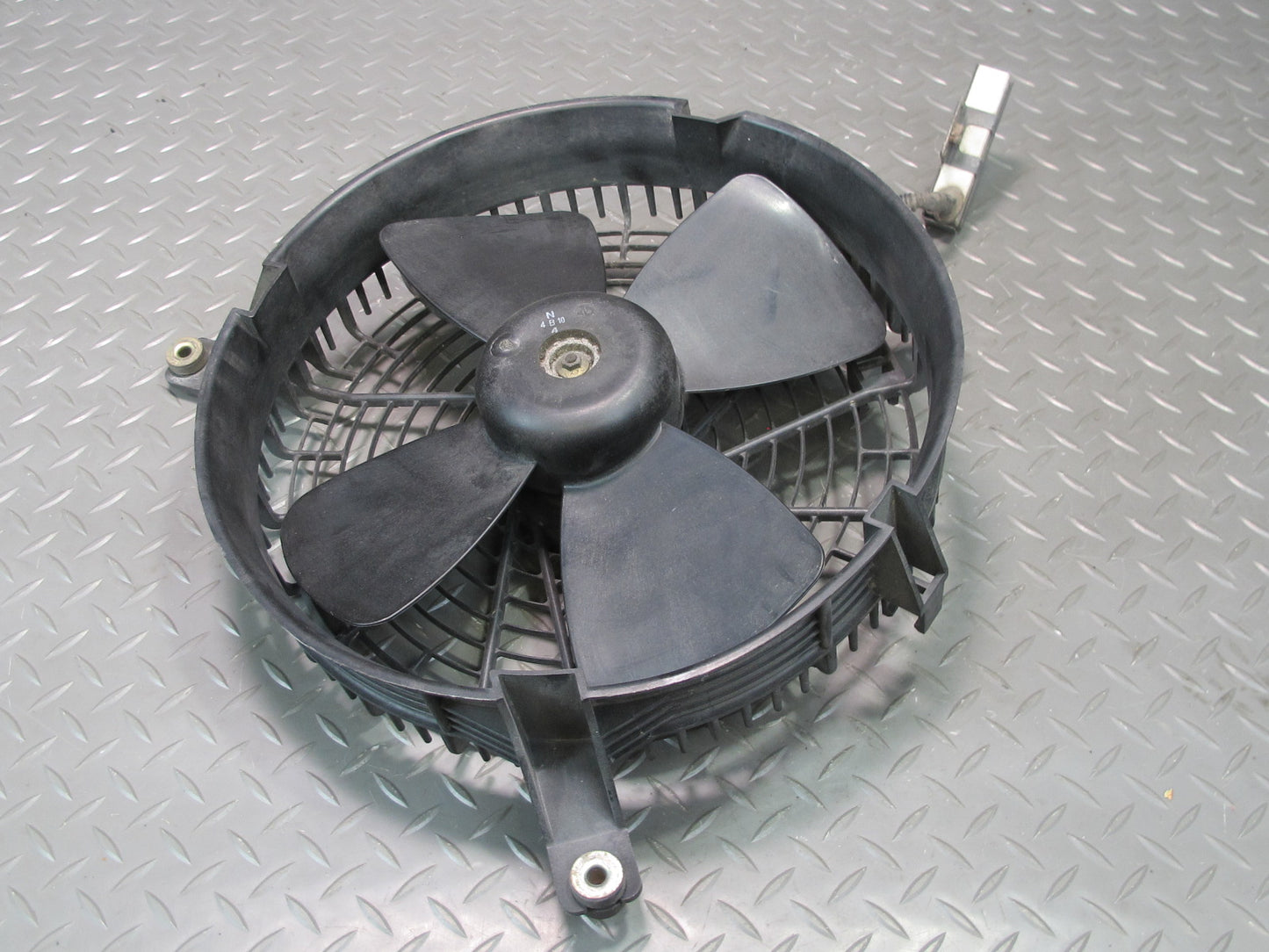 95-00 Lexus UCF20L LS400 4-BLADE Engine Cooling Fan Motor w Shroud OEM