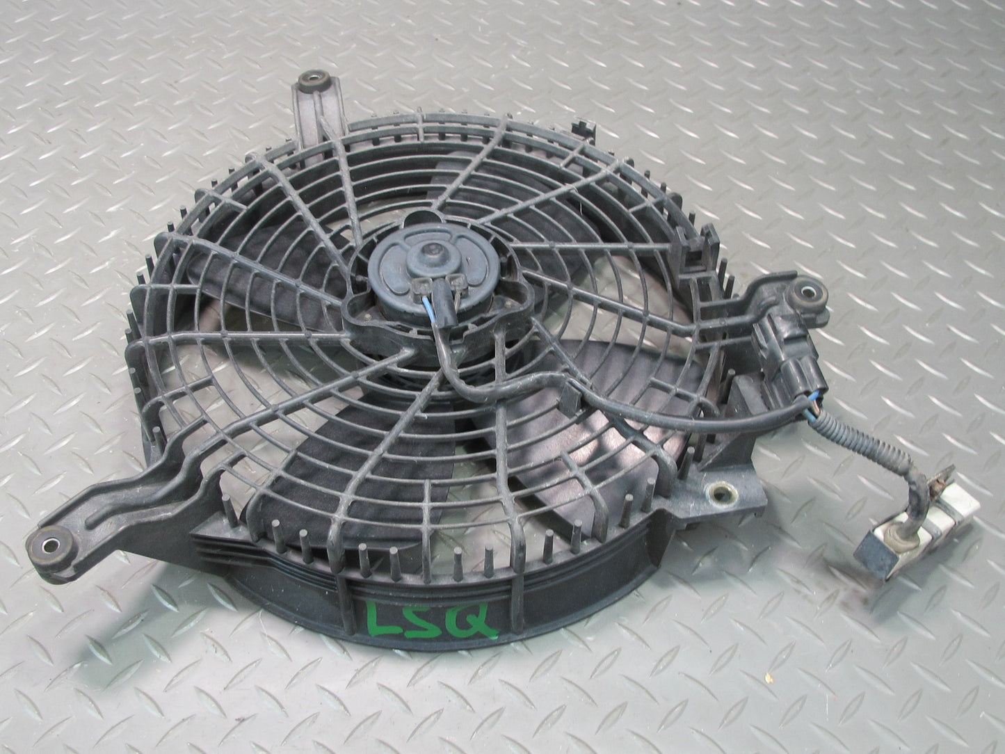 95-00 Lexus UCF20L LS400 4-BLADE Engine Cooling Fan Motor w Shroud OEM