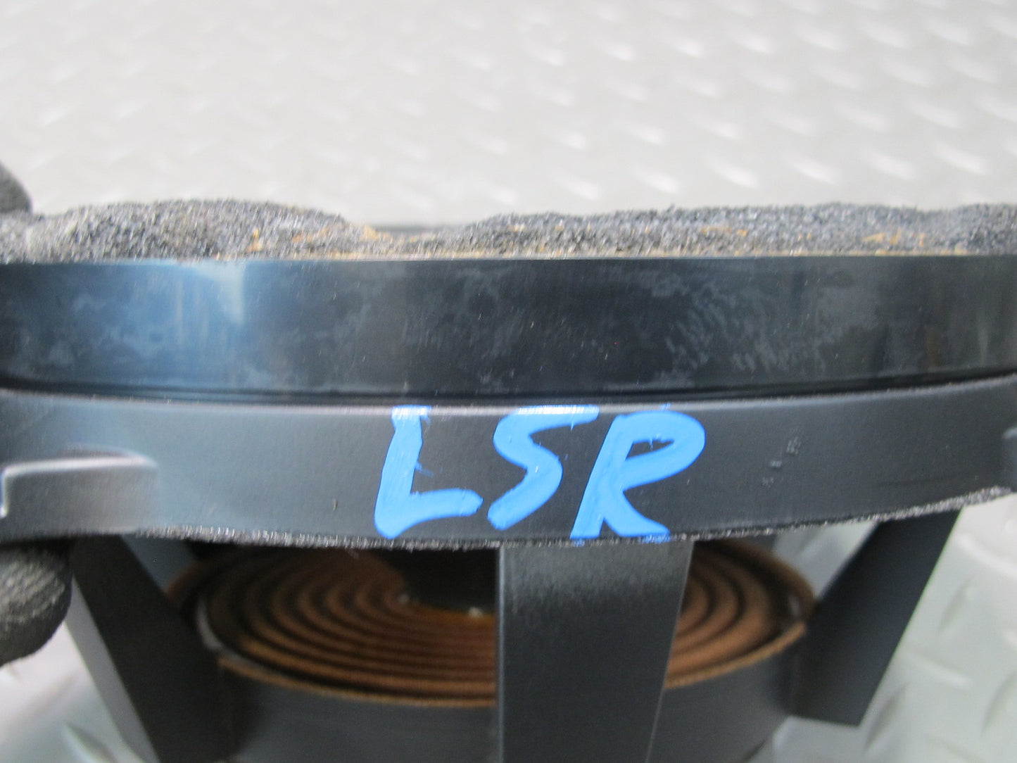 95-00 Lexus UCF20L LS400 Rear Subwoofer Speaker Nakamichi 86160-50110 OEM