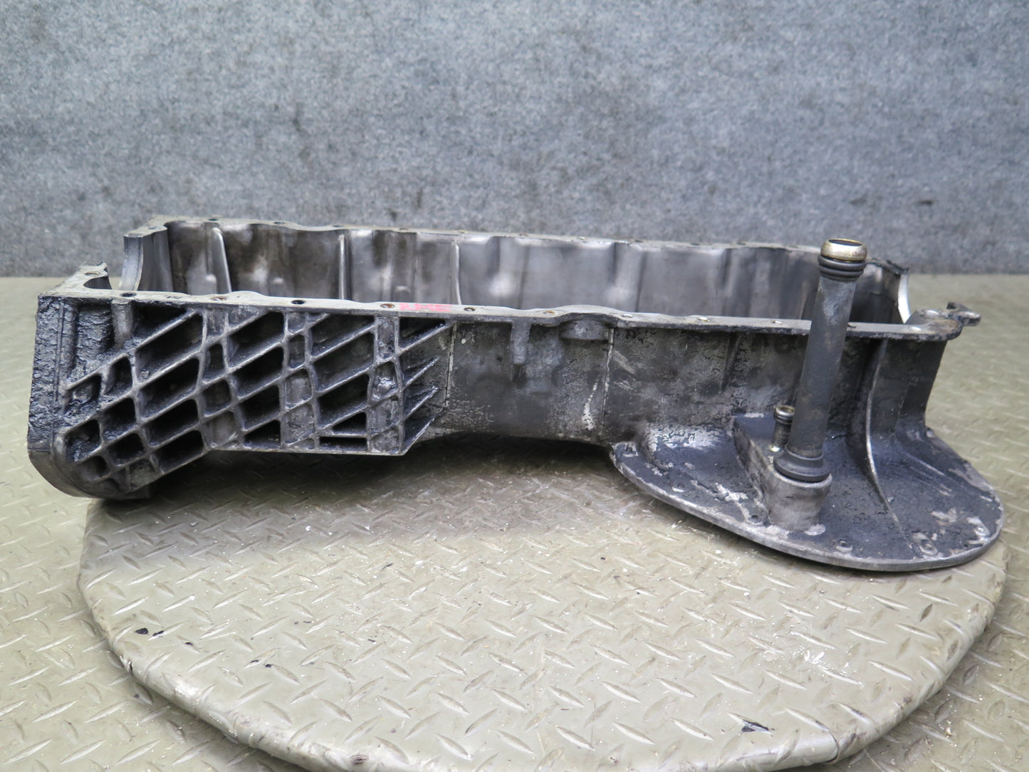 82-85 Mercedes W123 300D OM617 617.952 Diesel Engine Upper Oil Pan OEM