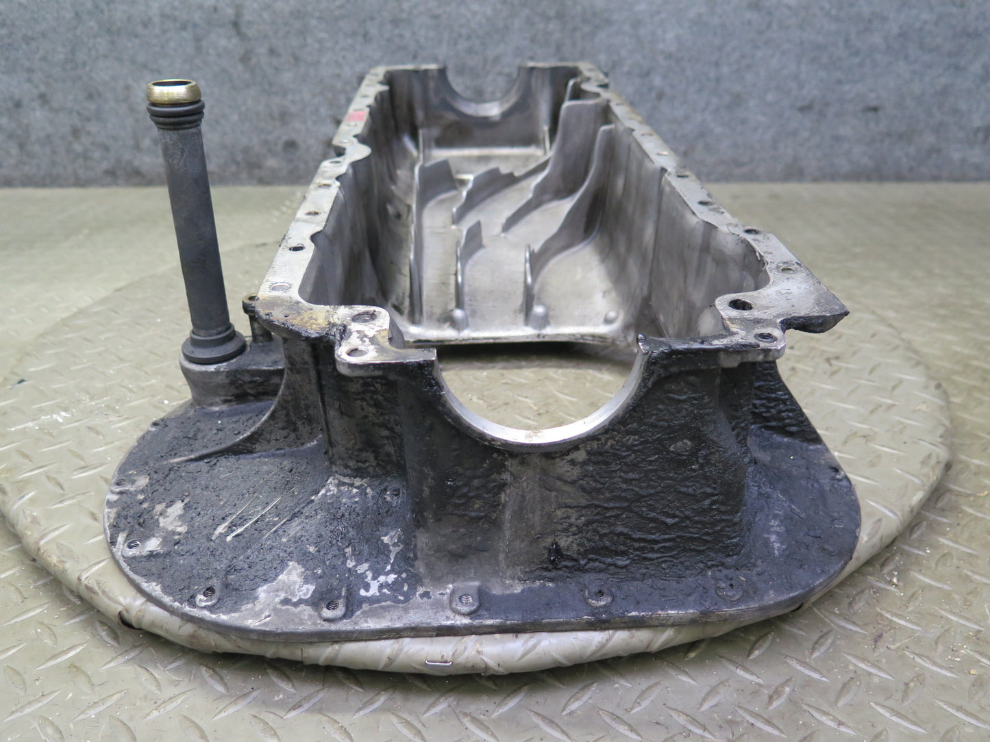 82-85 Mercedes W123 300D OM617 617.952 Diesel Engine Upper Oil Pan OEM