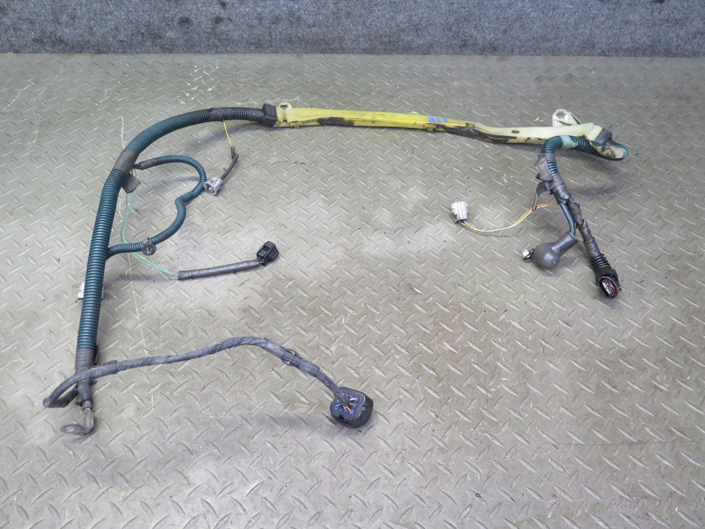 98-00 Lexus UCF20L LS400 Engine Bay Wire Wiring Harness OEM