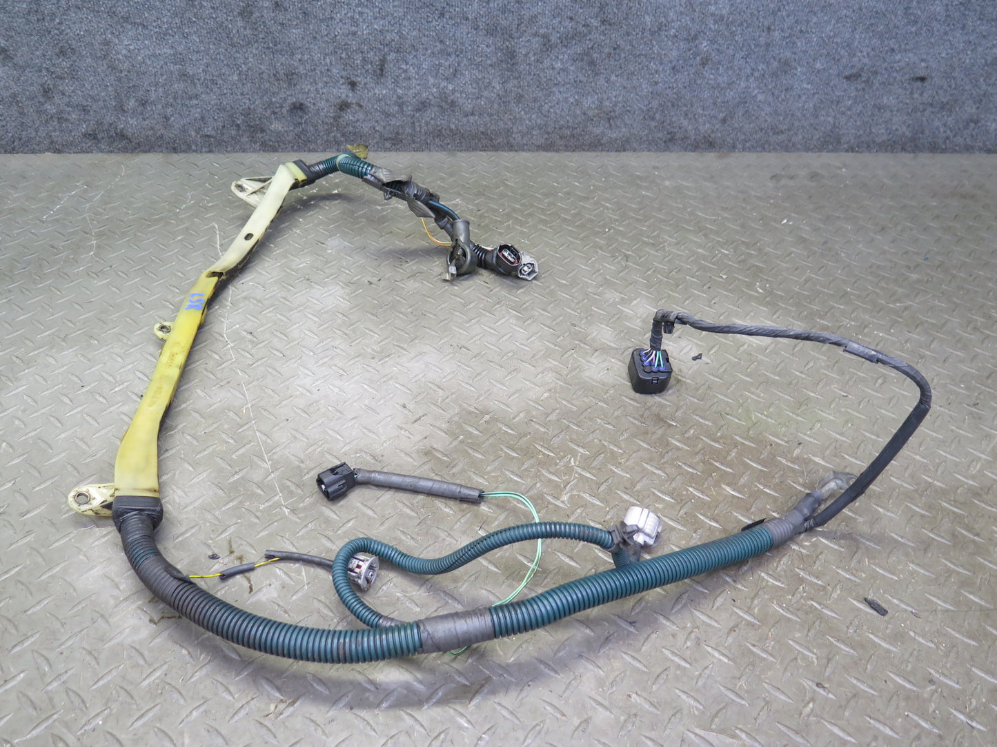 98-00 Lexus UCF20L LS400 Engine Bay Wire Wiring Harness OEM