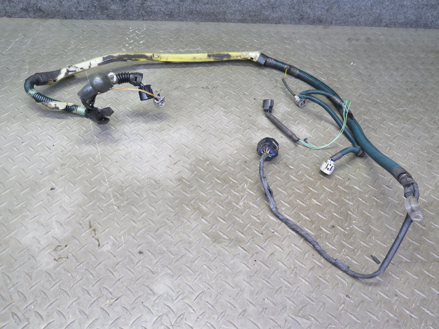 98-00 Lexus UCF20L LS400 Engine Bay Wire Wiring Harness OEM