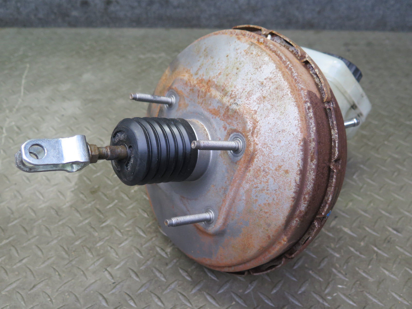 98-00 Lexus UCF20L LS400 Brake Master Cylinder Booster Fluid Reservoir OEM