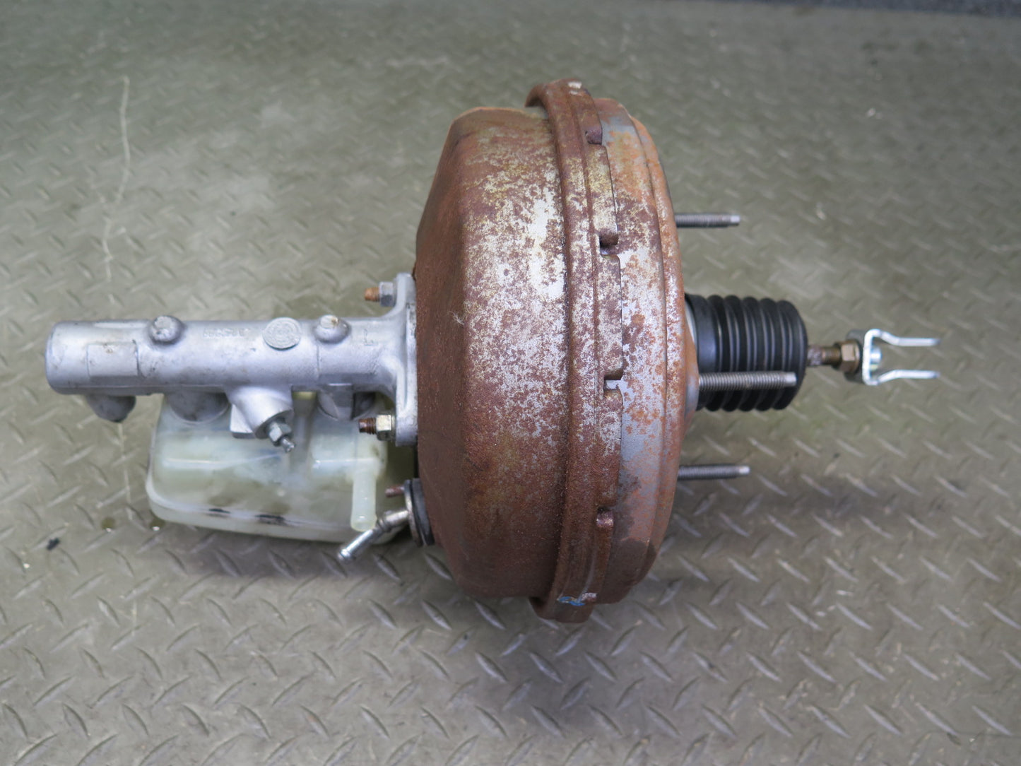 98-00 Lexus UCF20L LS400 Brake Master Cylinder Booster Fluid Reservoir OEM