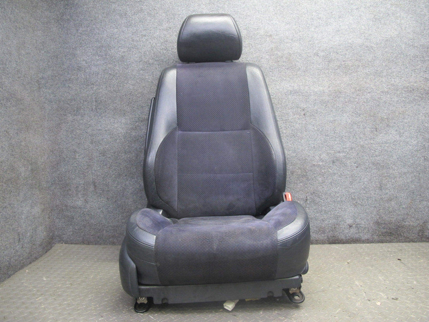 2001 Lexus JCE10L IS300 Sedan Front & Rear Suede Leather Black Seat Set OEM