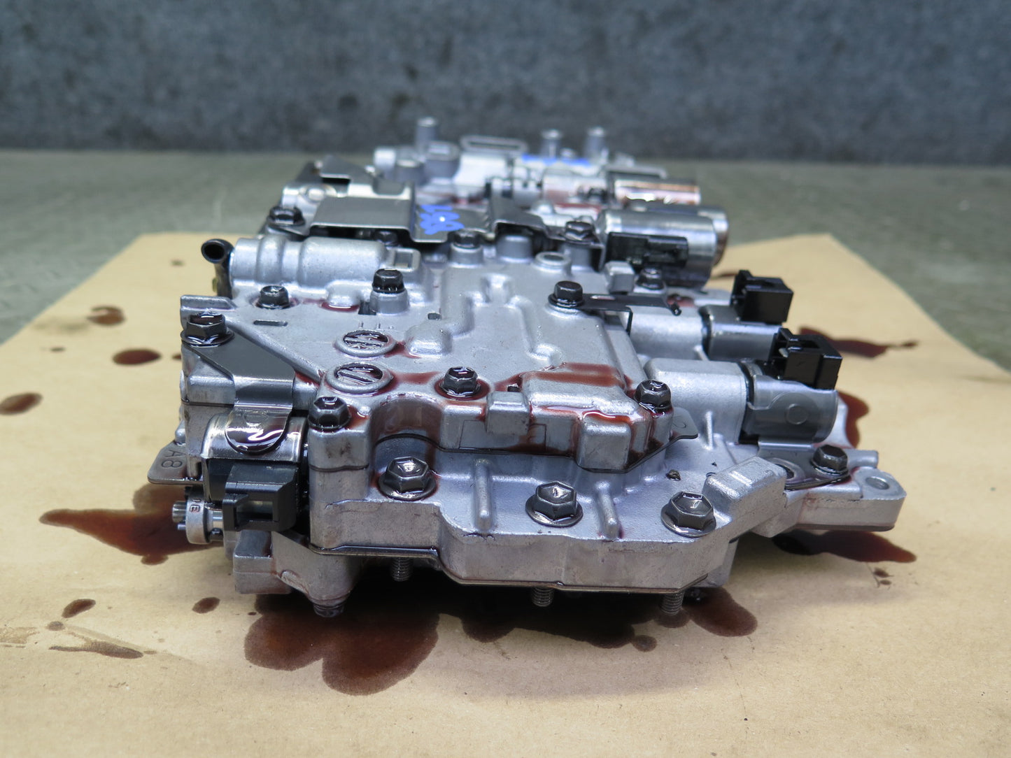 98-00 Lexus UCF20L LS400 A650E Auto Transmission Valve Body Mechatronic 102K OEM