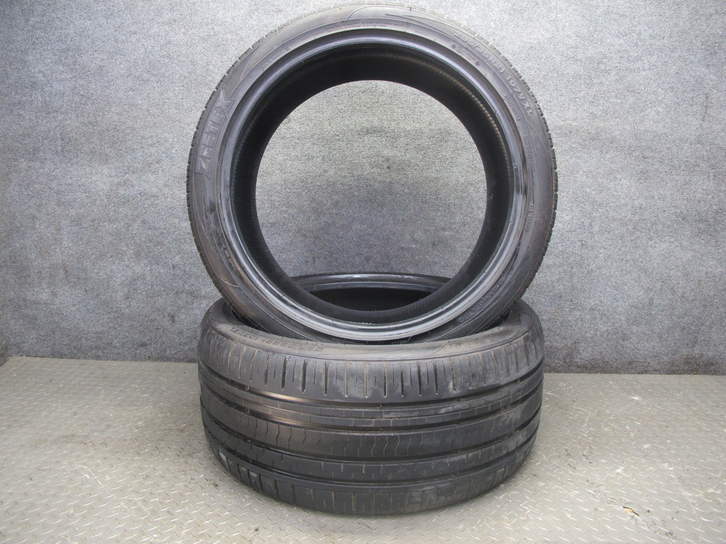 Set of 2 Zeetex SU1000 Summer Tire 295/35 R21 107V XL 4324 4424 9/32 Tread