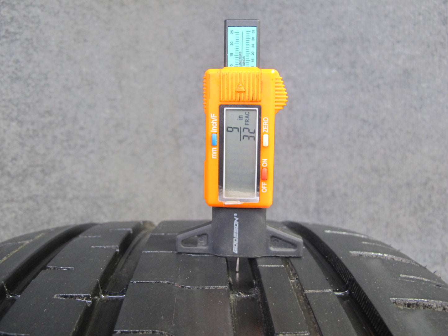 Set of 2 Zeetex SU1000 Summer Tire 295/35 R21 107V XL 4324 4424 9/32 Tread