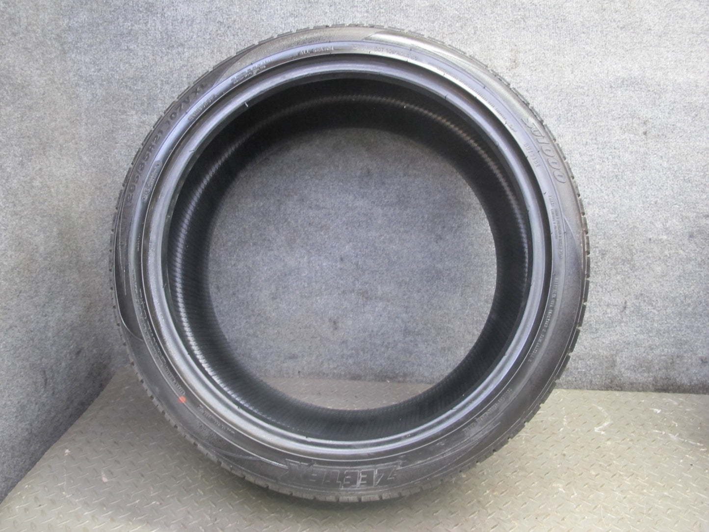 Set of 2 Zeetex SU1000 Summer Tire 295/35 R21 107V XL 4324 4424 9/32 Tread