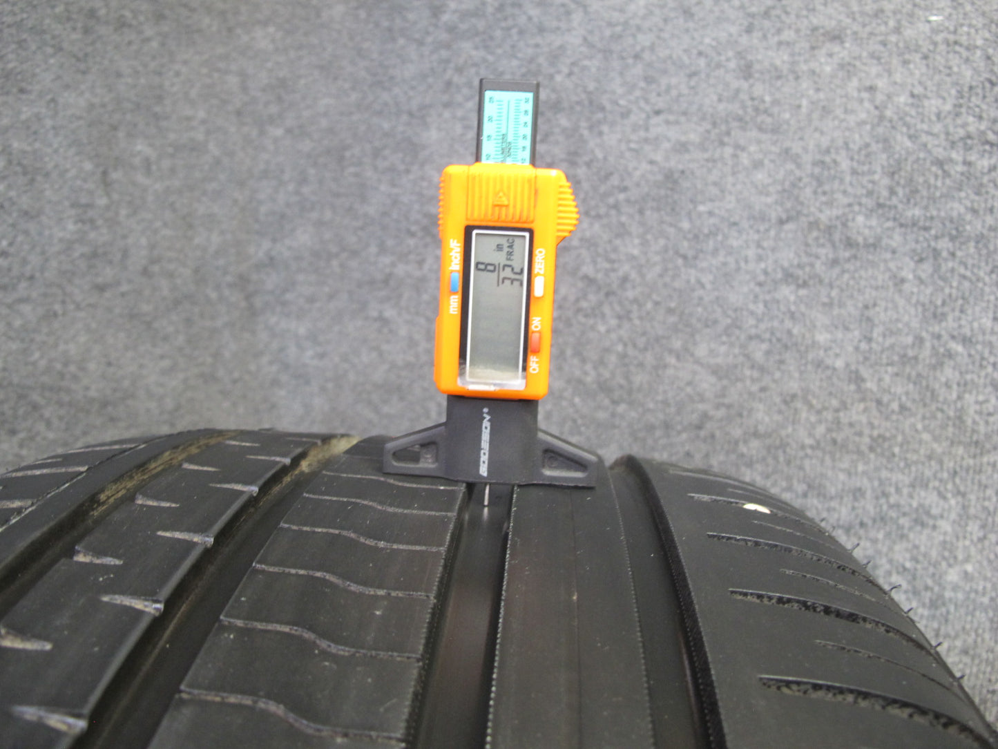 Set of 2 Zeetex SU1000 Summer Tire 295/35 R21 107V XL 4324 4424 8/32 Tread