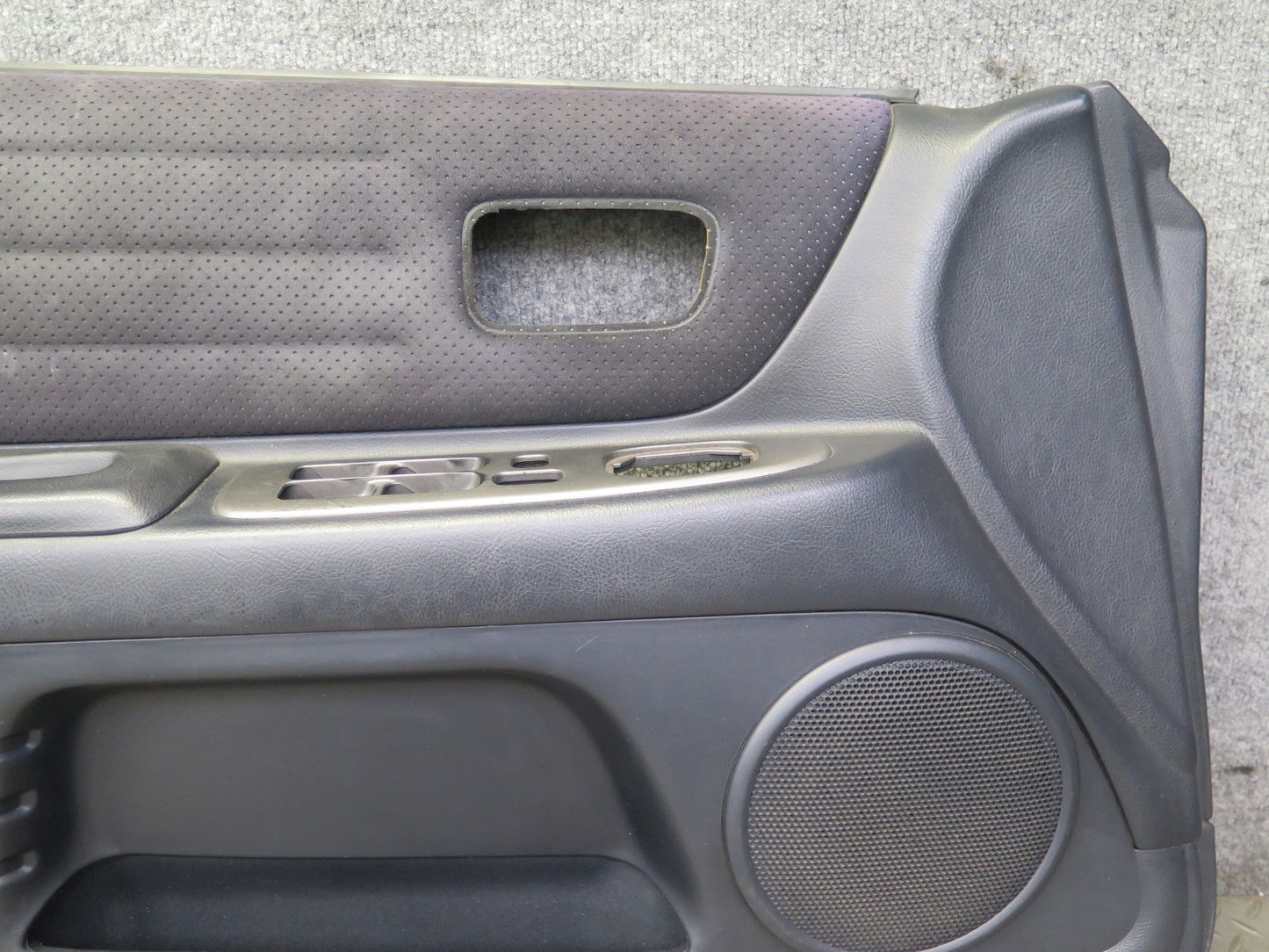 2001 Lexus JCE10L IS300 Sedan Set of 2 Front Door Interior Trim Cover Panel OEM