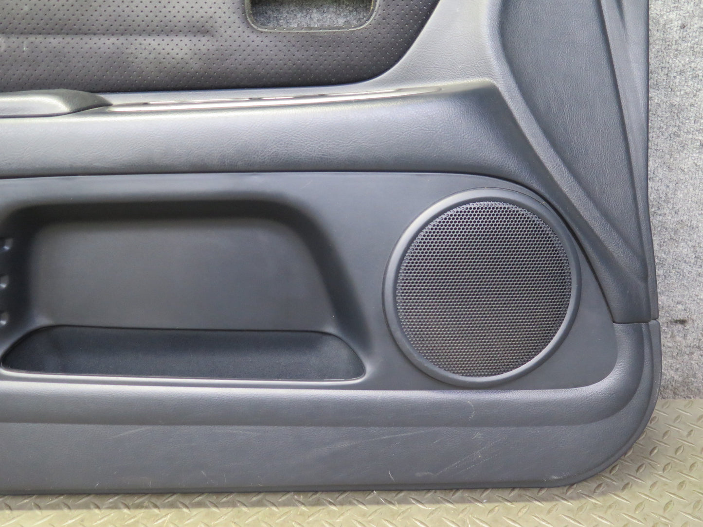 2001 Lexus JCE10L IS300 Sedan Set of 2 Front Door Interior Trim Cover Panel OEM