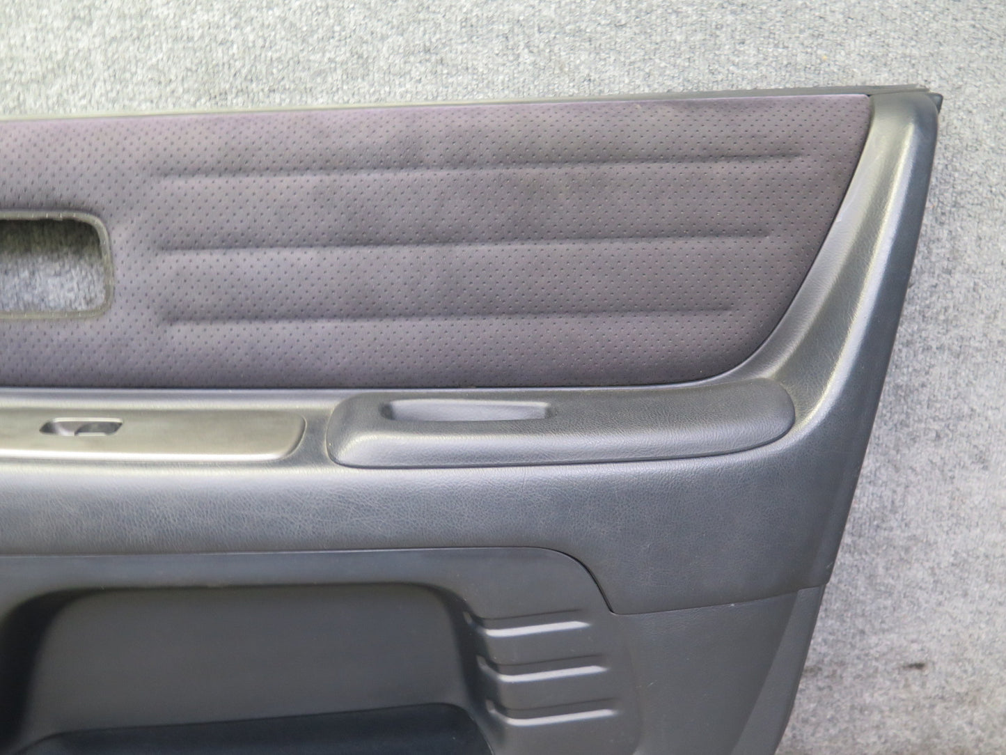 2001 Lexus JCE10L IS300 Sedan Set of 2 Front Door Interior Trim Cover Panel OEM