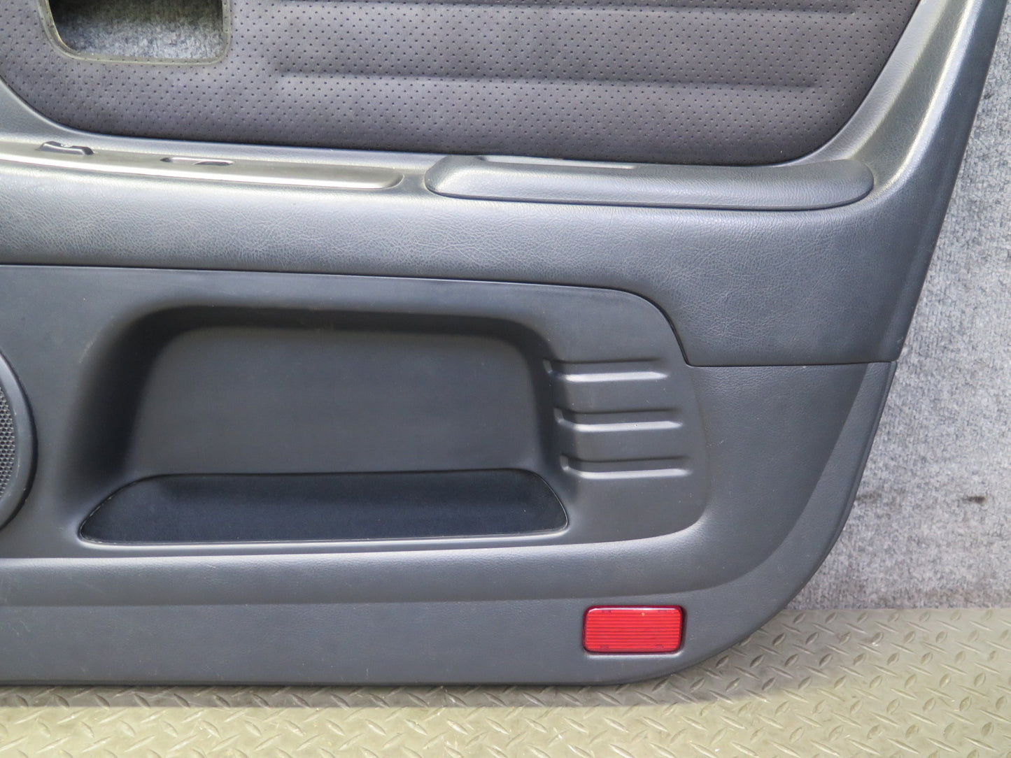 2001 Lexus JCE10L IS300 Sedan Set of 2 Front Door Interior Trim Cover Panel OEM