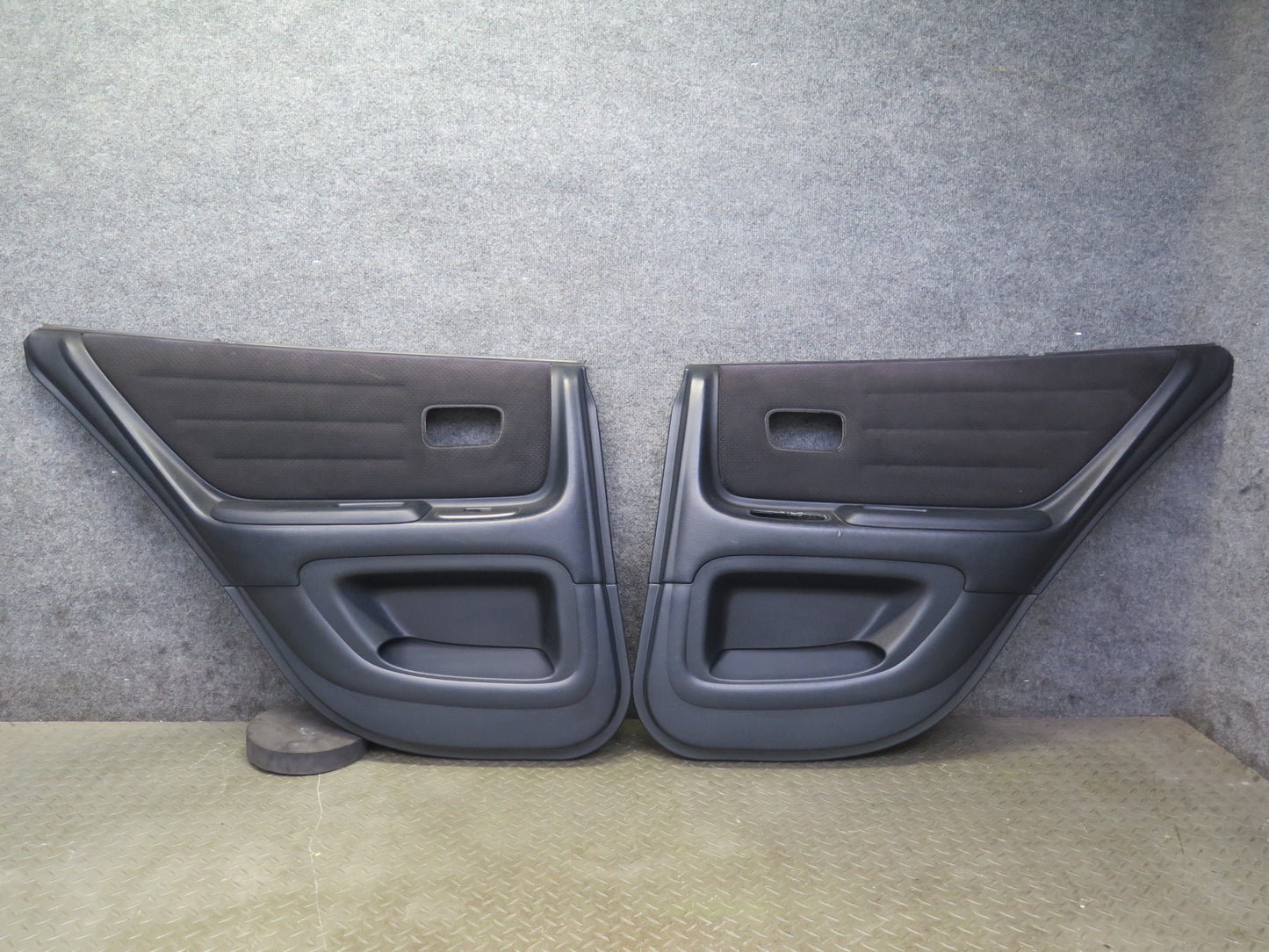 2001 Lexus JCE10L IS300 Sedan Set of 2 Rear Door Interior Trim Panel Black OEM