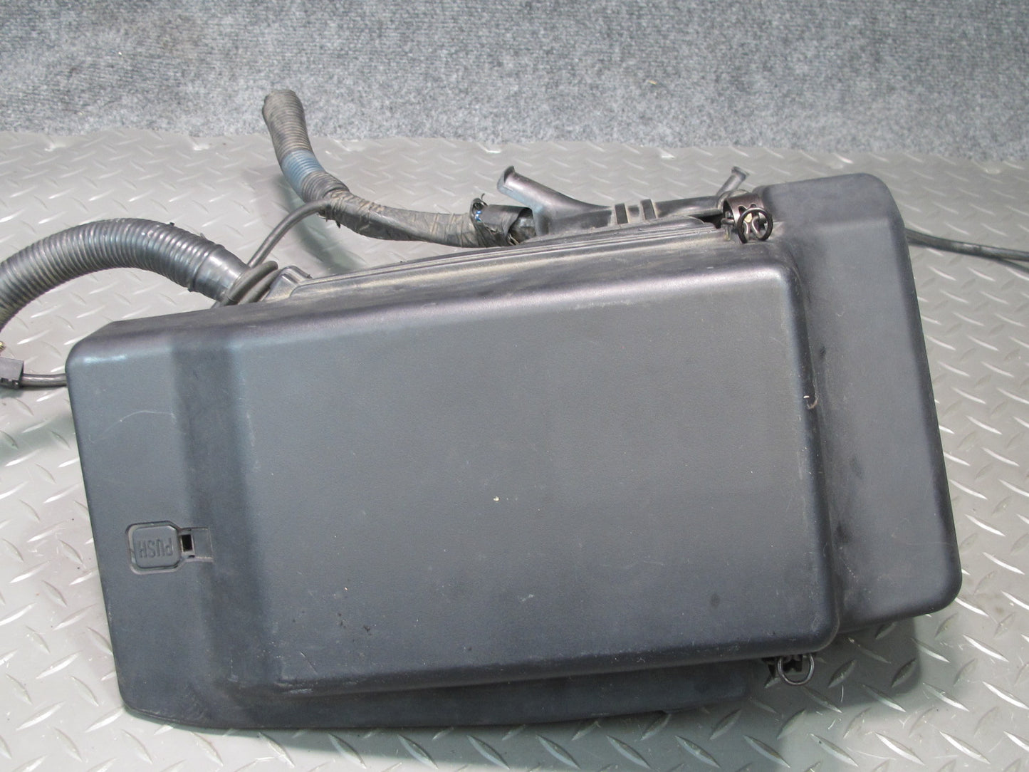 98-00 Lexus UCF20L LS400 Engine Bay Fuse Relay Box Module OEM