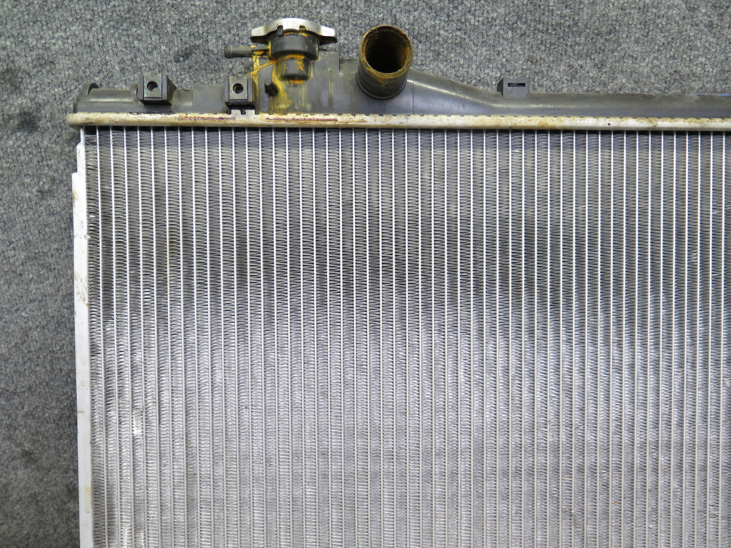 97-00 Lexus JZZ31L SC300 3.0L 2JZGE A/T Engine Motor Cooling Radiator CSF 2936