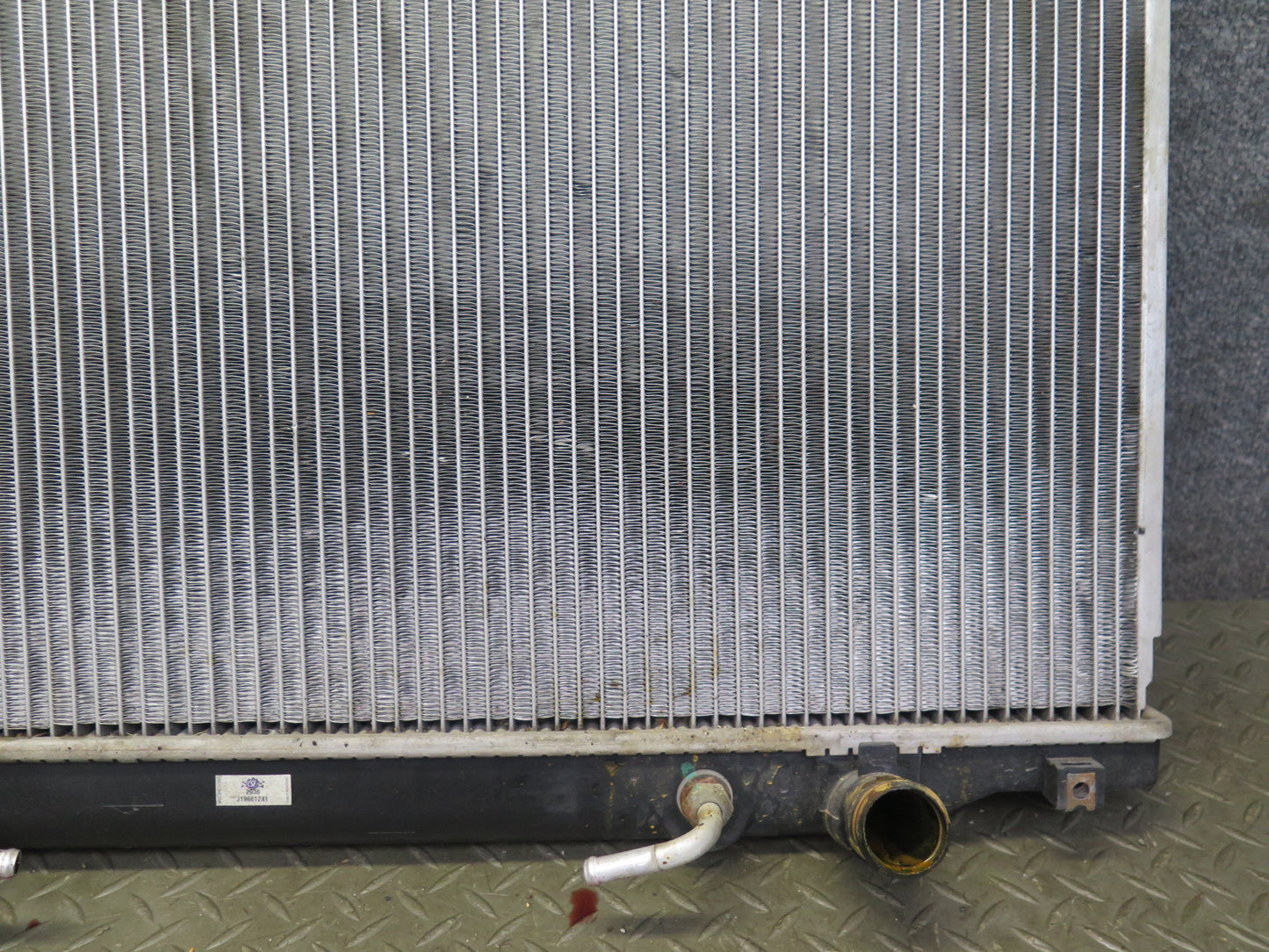 97-00 Lexus JZZ31L SC300 3.0L 2JZGE A/T Engine Motor Cooling Radiator CSF 2936