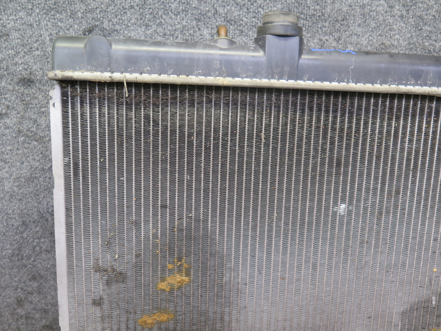 95-00 Lexus UCF20L LS400 Engine Cooling Radiator OEM