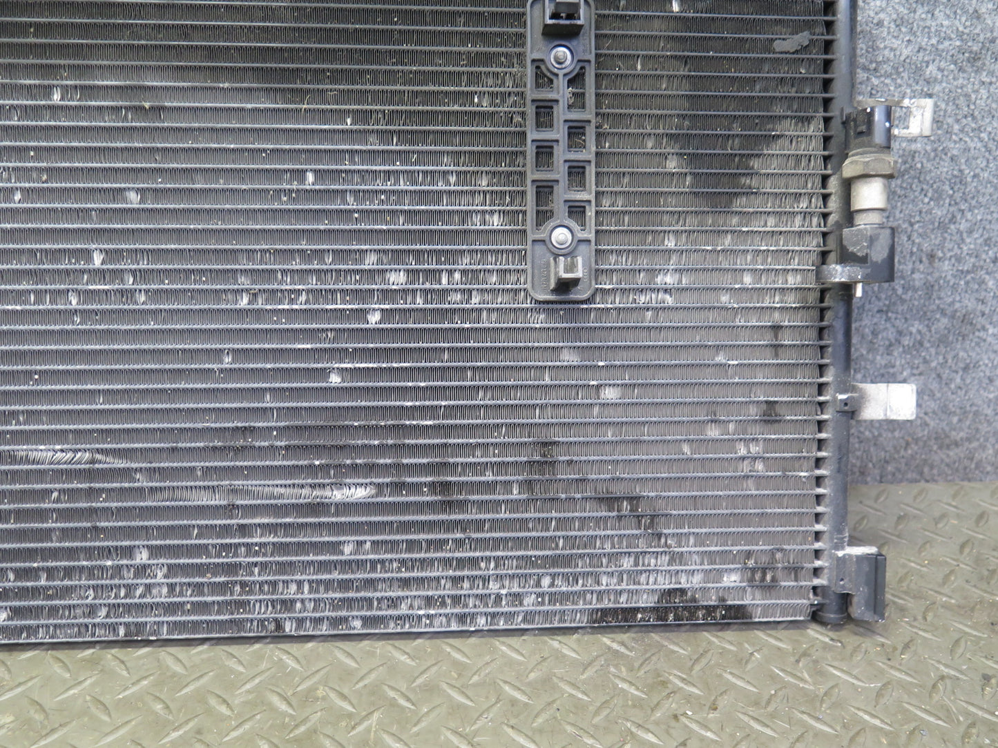 08-12 Audi 8T S5 4.2L A/C Air Condition Condenser 8K0260401R OEM