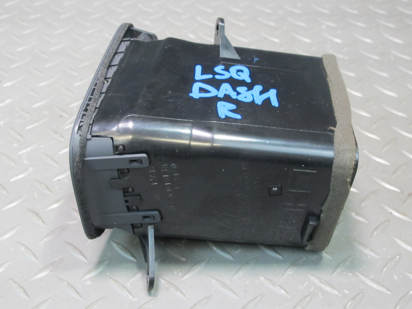 95-00 Lexus UCF20L LS400 Set of 2 Dash Left & Right AC Heater Air Vent Black OEM