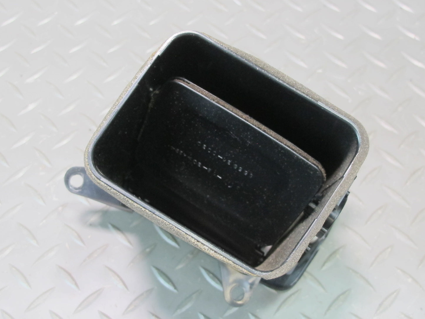 95-00 Lexus UCF20L LS400 Set of 2 Dash Left & Right AC Heater Air Vent Black OEM