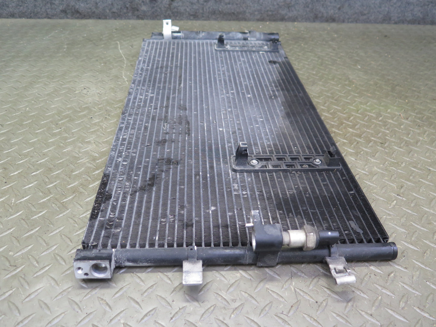 08-12 Audi 8T S5 4.2L A/C Air Condition Condenser 8K0260401R OEM