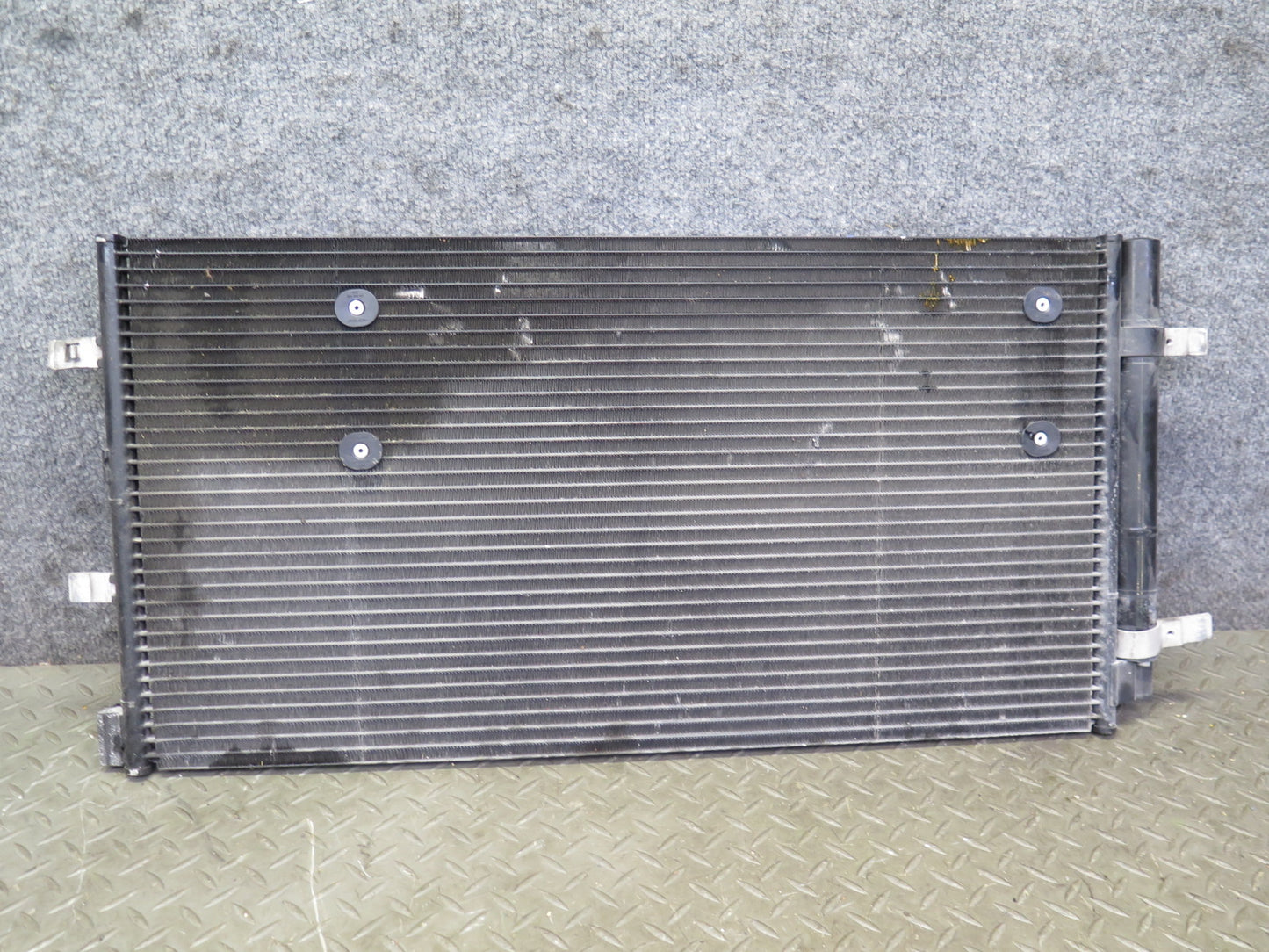 08-12 Audi 8T S5 4.2L A/C Air Condition Condenser 8K0260401R OEM