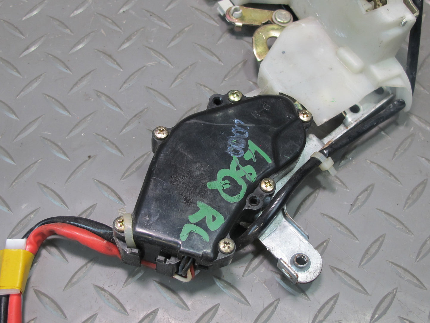 98-00 Lexus UCF20L LS400 Rear Left Door Lock Latch Actuator OEM