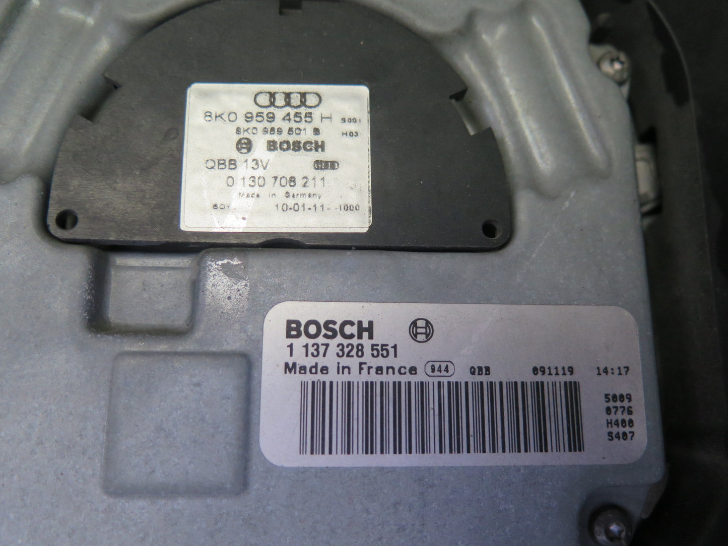 08-12 Audi 8T S5 4.2L A/T Engine Cooling Radiator w Fan Motor Assy 101K Mile OEM