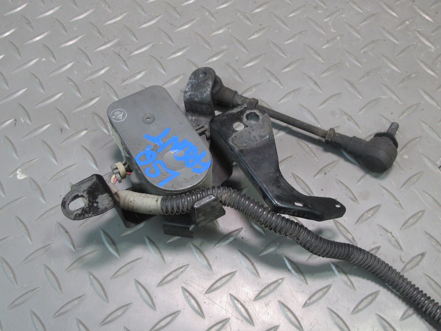 98-00 Lexus UCF20L LS400 Front Right Suspension Height Sensor Module OEM