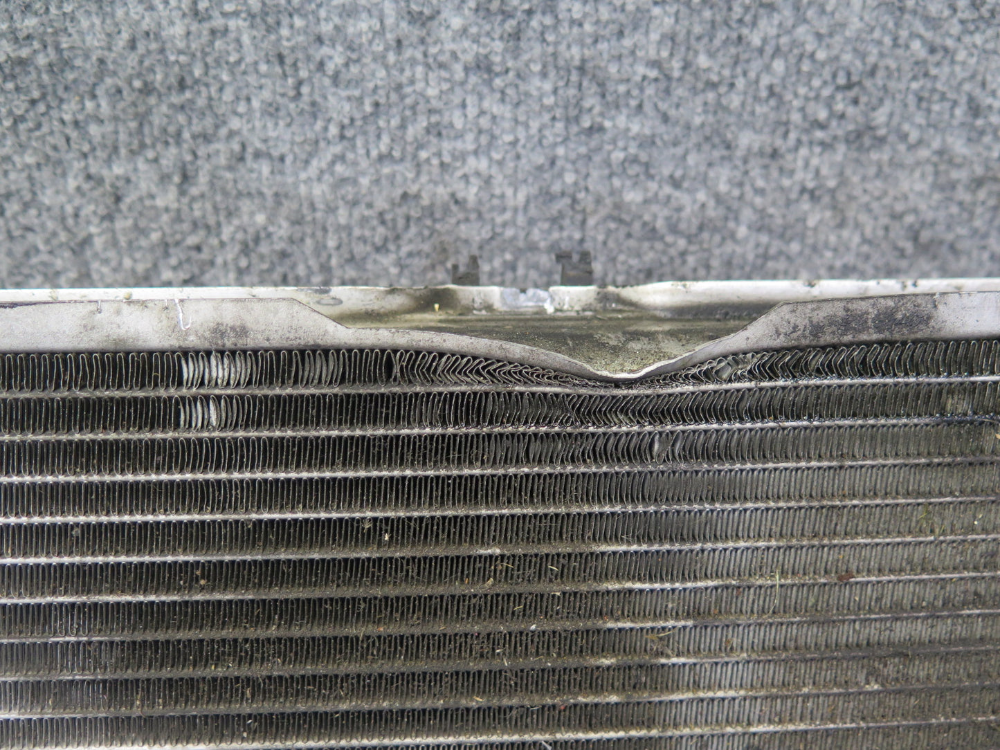 08-12 Audi 8T S5 4.2L A/T Engine Cooling Radiator w Fan Motor Assy 101K Mile OEM