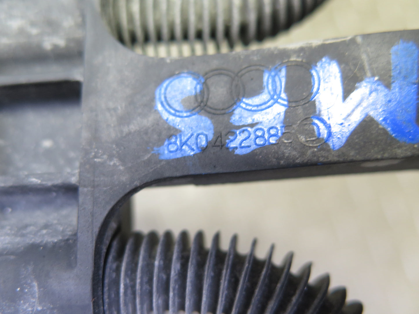 08-12 Audi 8T S5 4.2L Power Steering Oil Cooler Cooling Line Coil 8K0422885D OEM