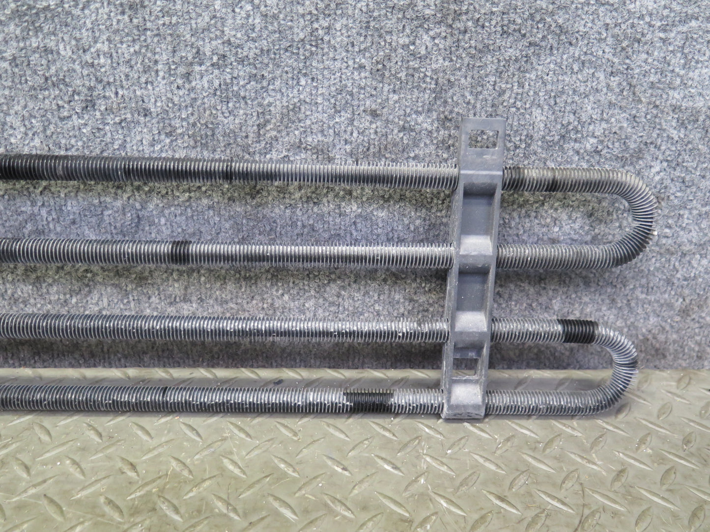 08-12 Audi 8T S5 4.2L Power Steering Oil Cooler Cooling Line Coil 8K0422885D OEM