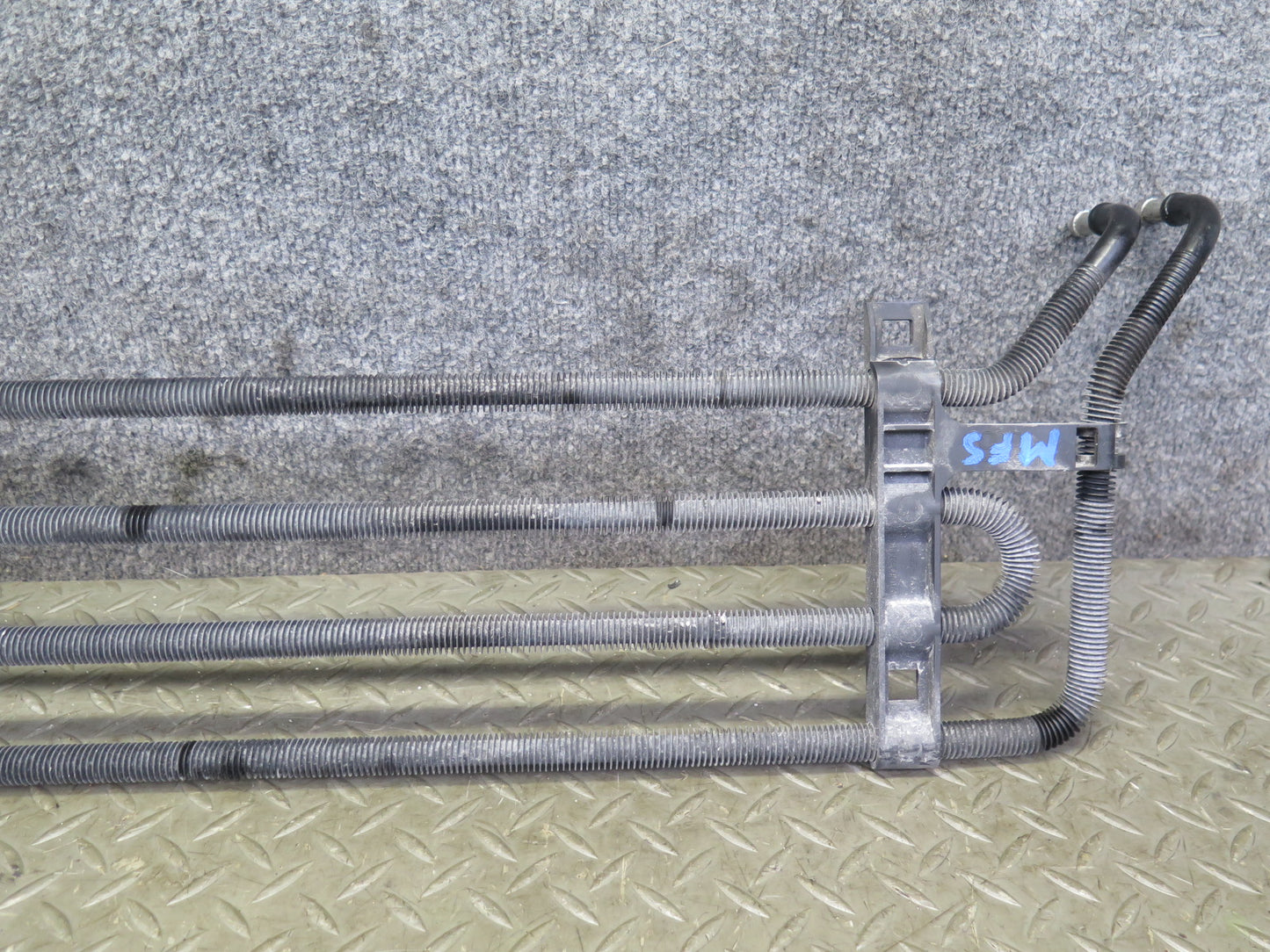 08-12 Audi 8T S5 4.2L Power Steering Oil Cooler Cooling Line Coil 8K0422885D OEM