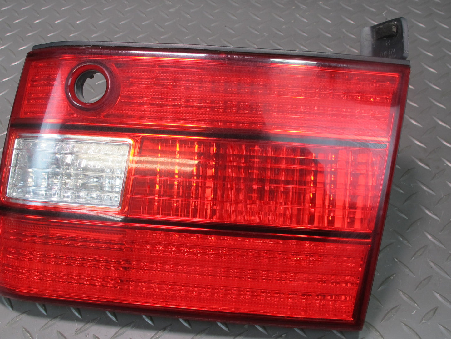 98-00 Lexus UCF20L LS400 Rear Right Inner Tail Light Lamp OEM