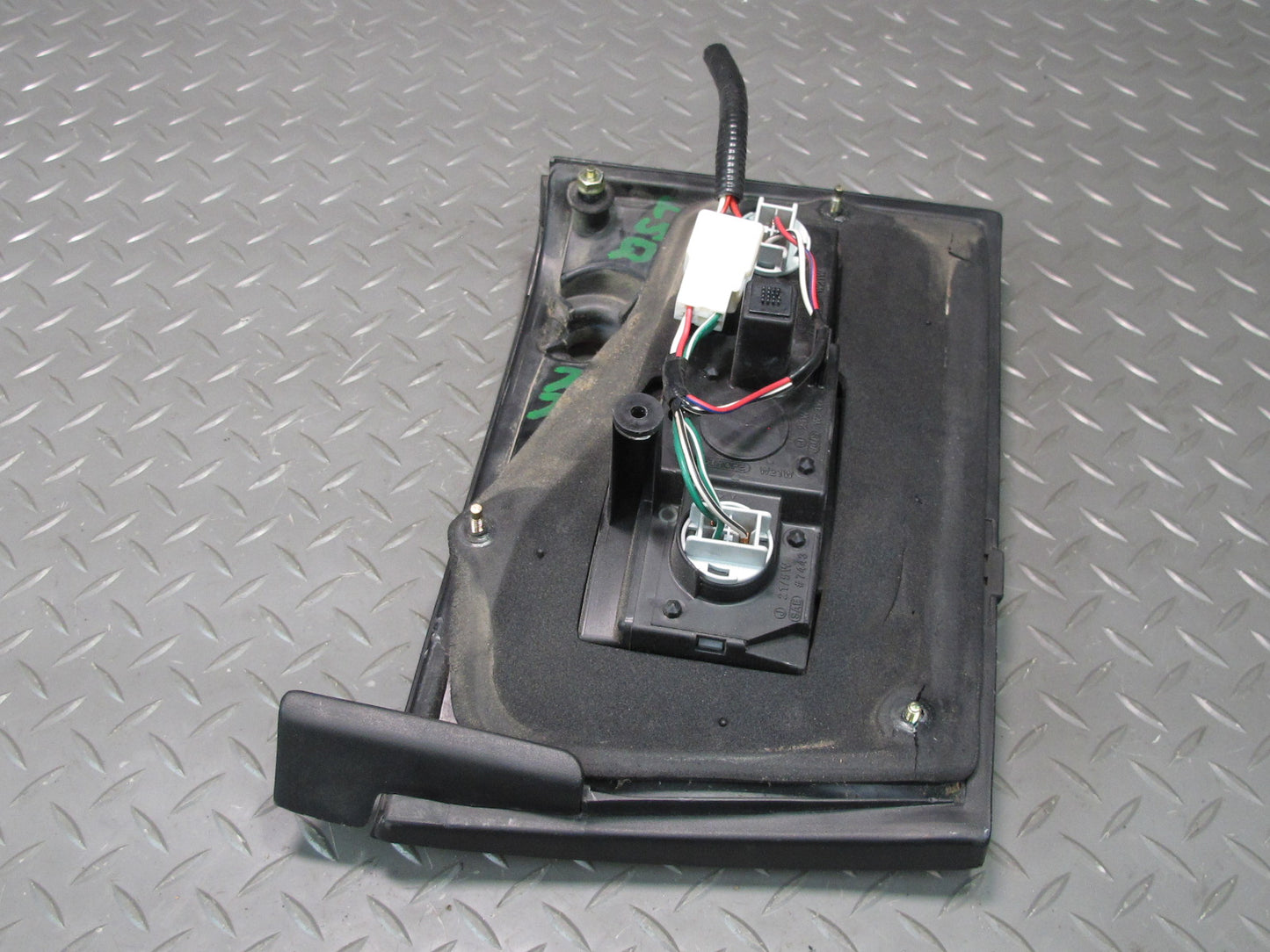 98-00 Lexus UCF20L LS400 Rear Right Inner Tail Light Lamp OEM