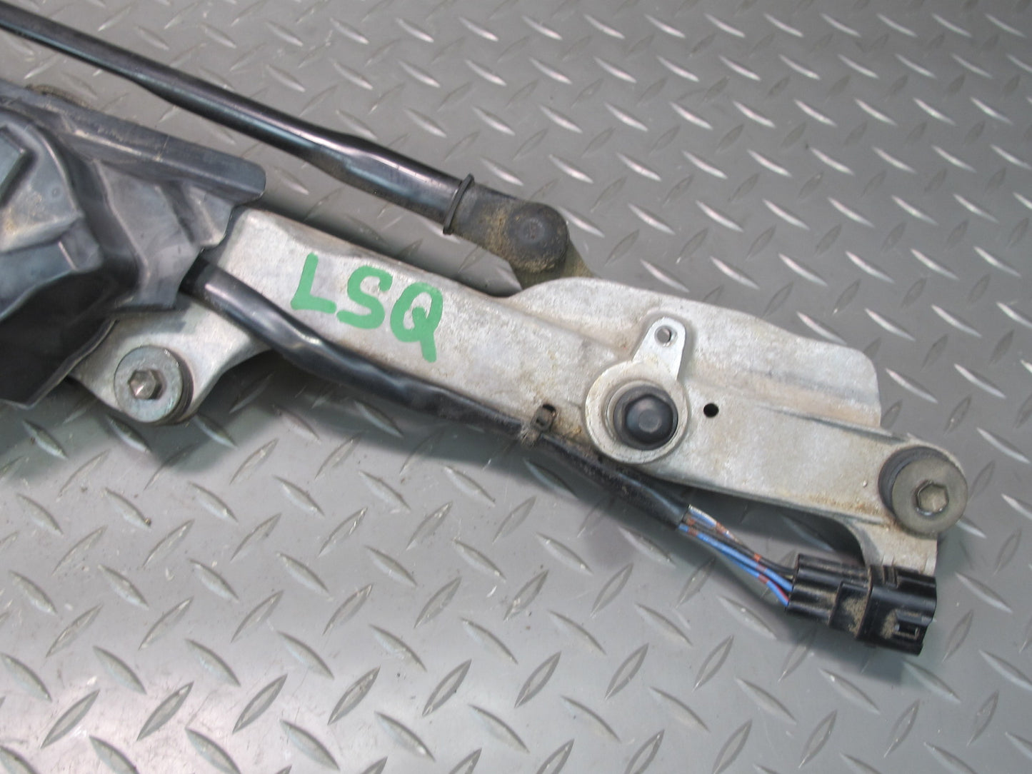 95-00 Lexus UCF20L LS400 Windshield Wiper Transmission Linkage w Motor OEM