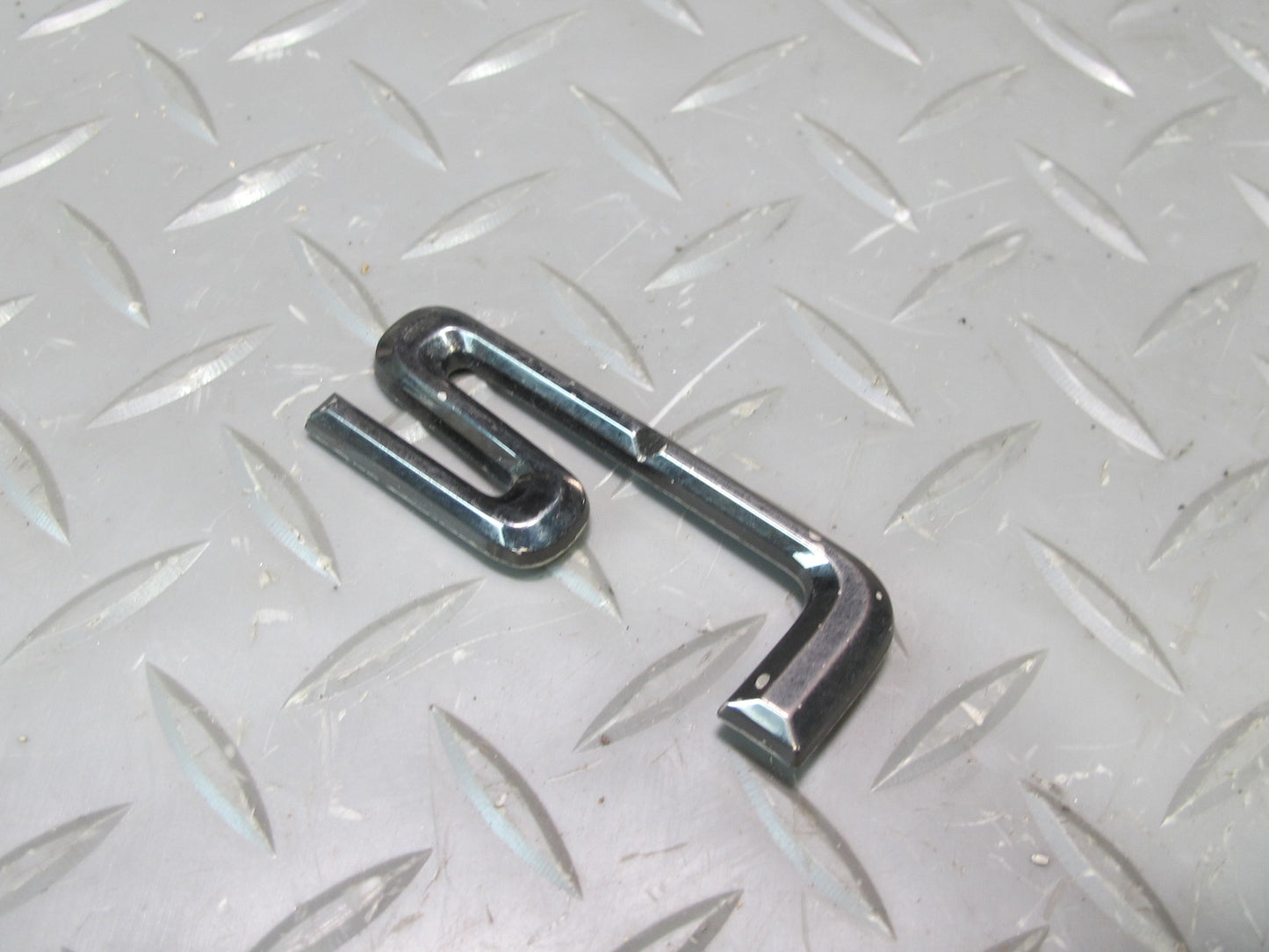 95-00 Lexus UCF20L LS400 Rear Trunk Lid Badge Emblem Logo Black Set OEM