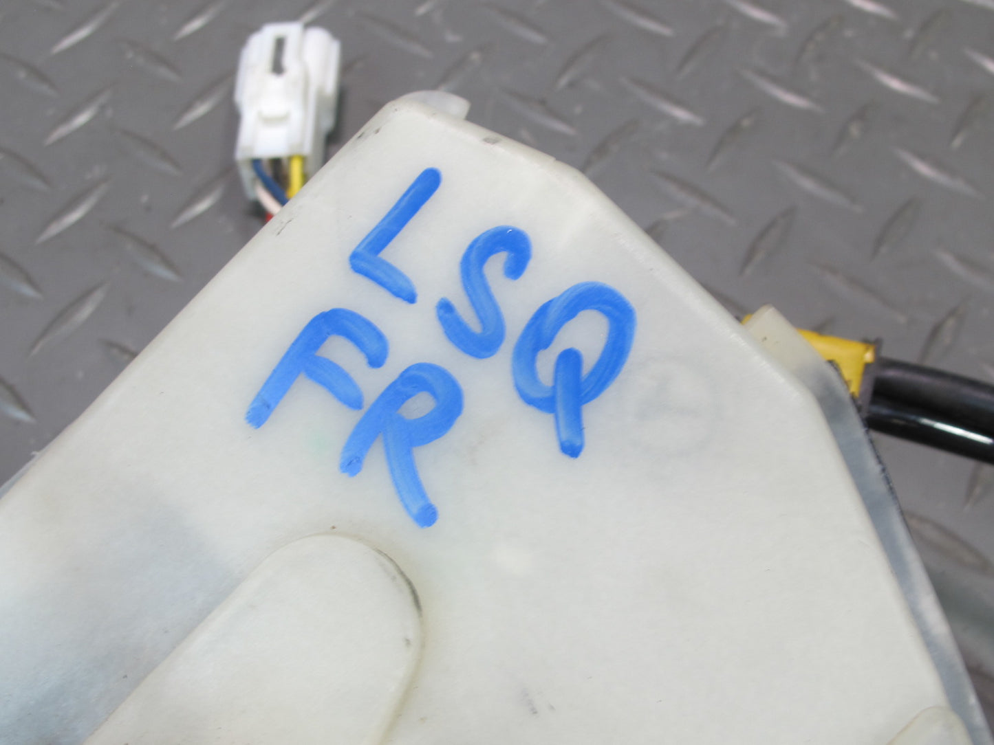 98-00 Lexus UCF20L LS400 Front Right Passenger Door Lock Latch Actuator OEM