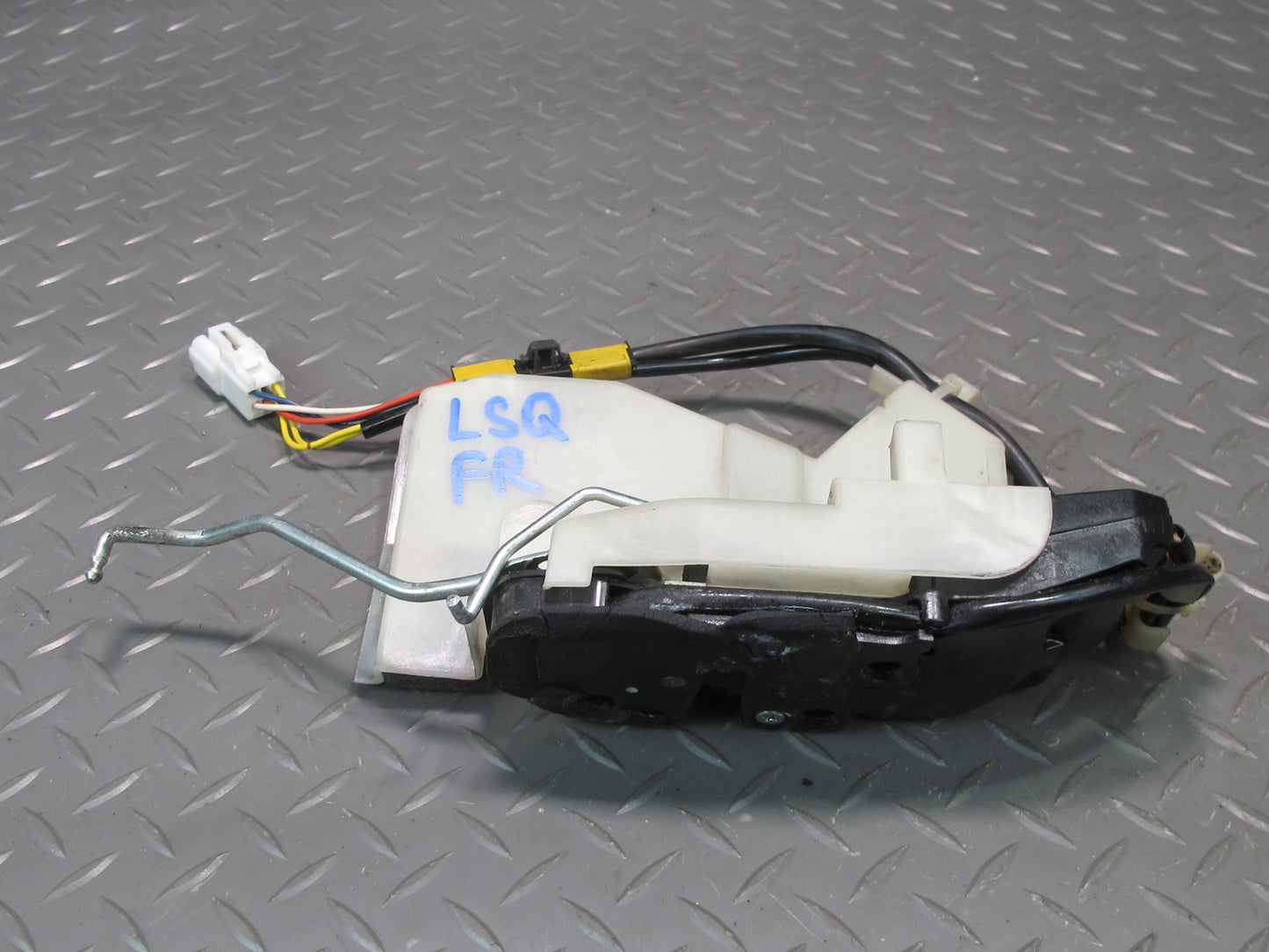 98-00 Lexus UCF20L LS400 Front Right Passenger Door Lock Latch Actuator OEM