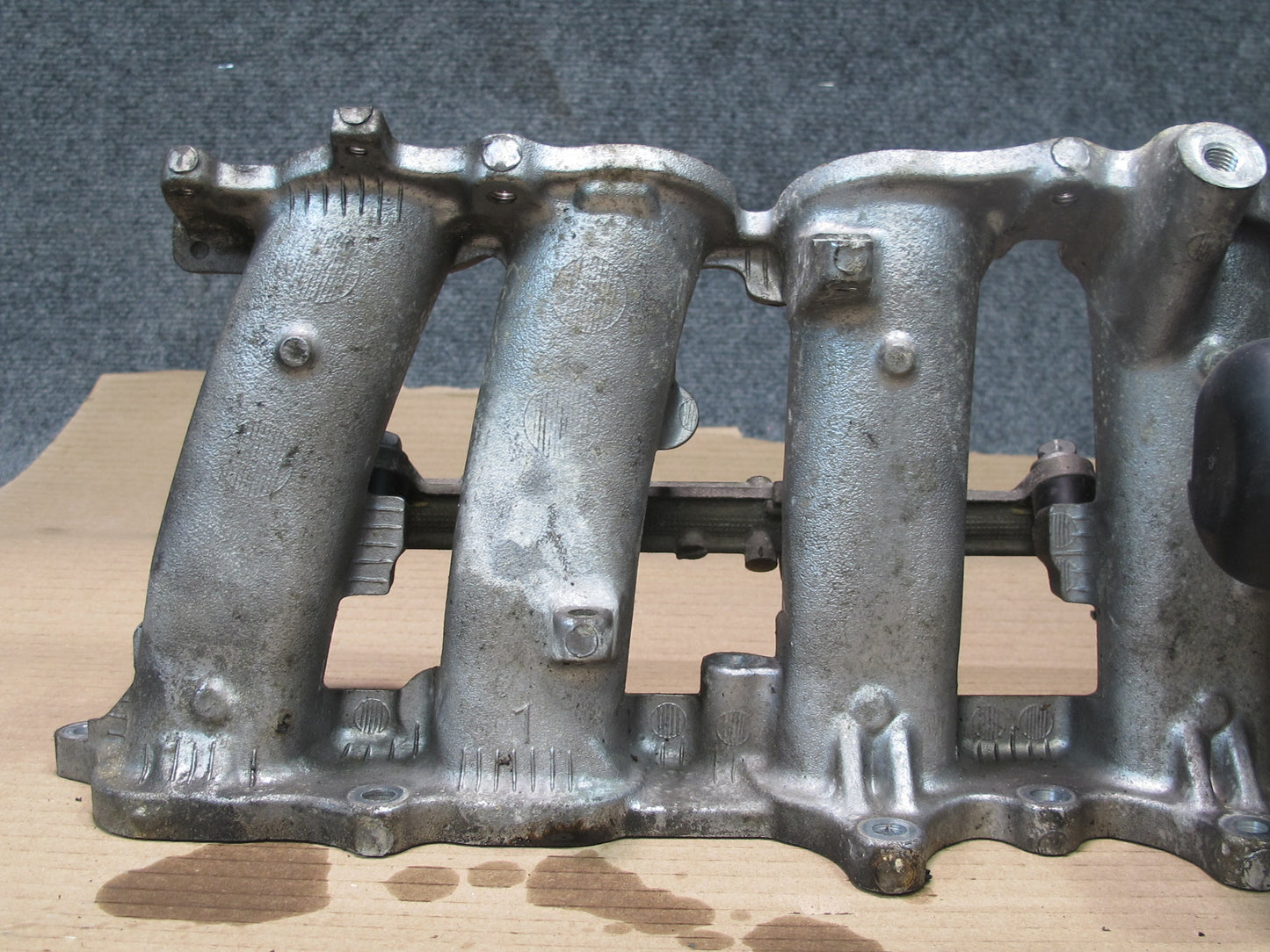 98-00 Lexus SC300 2JZGE Engine Lower Intake Manifold w Pressure Hard Line OEM