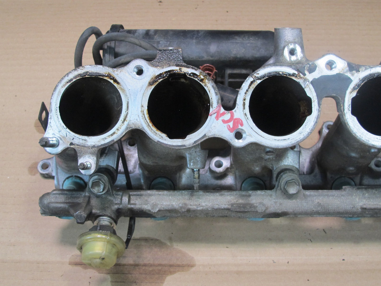 98-00 Lexus SC300 2JZGE Engine Lower Intake Manifold w Pressure Hard Line OEM