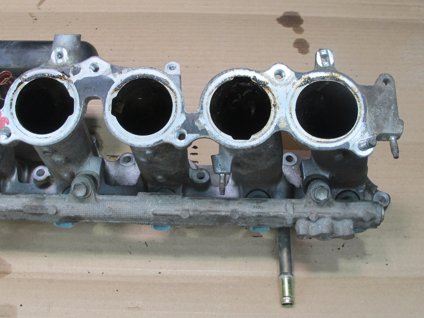 98-00 Lexus SC300 2JZGE Engine Lower Intake Manifold w Pressure Hard Line OEM