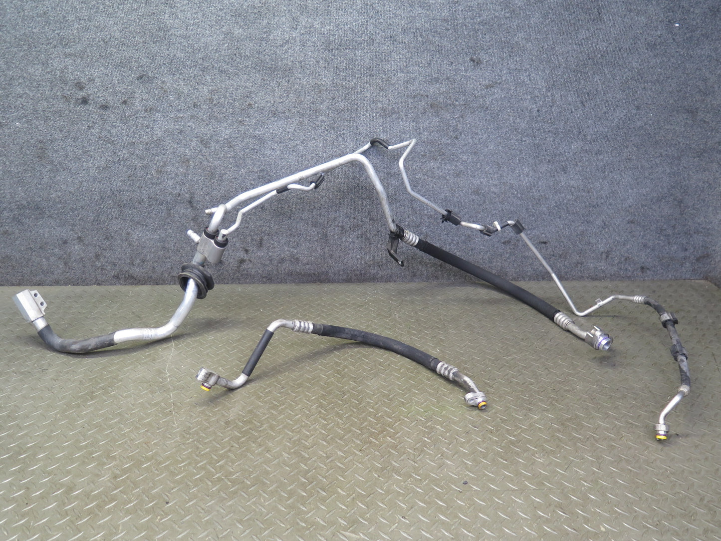 2010 Audi B8 S5 4.2L A/C Air Condition Hose Pipe Line Set OEM