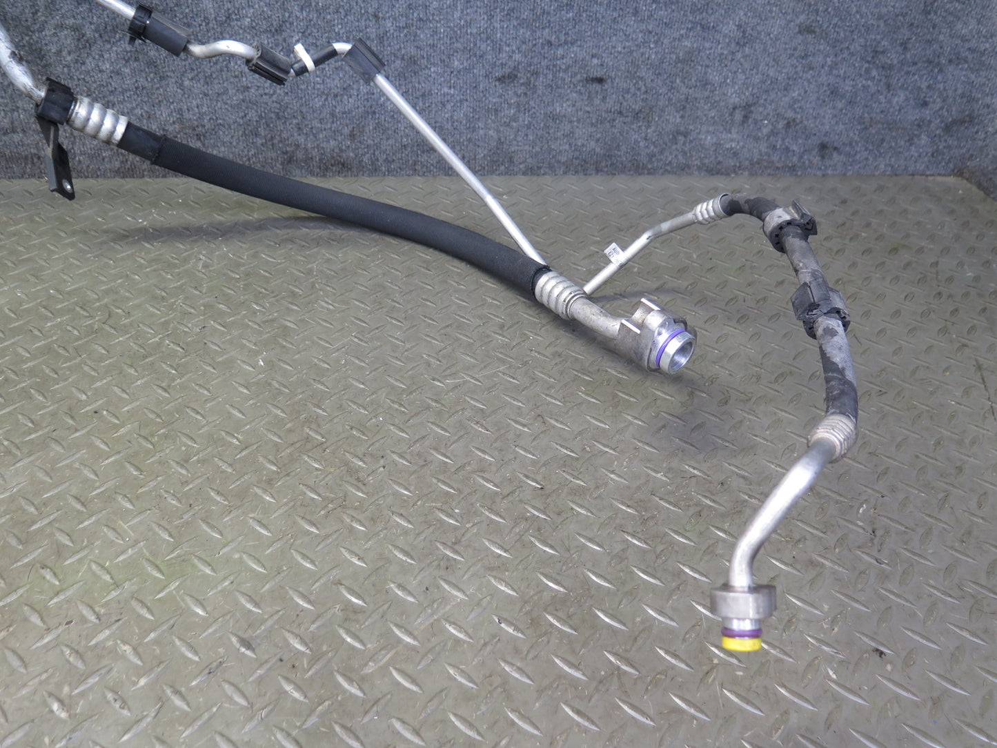 2010 Audi B8 S5 4.2L A/C Air Condition Hose Pipe Line Set OEM