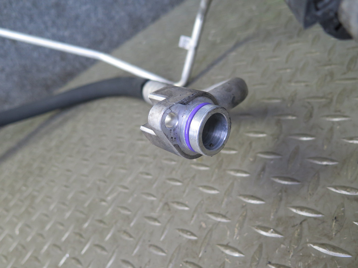 2010 Audi B8 S5 4.2L A/C Air Condition Hose Pipe Line Set OEM