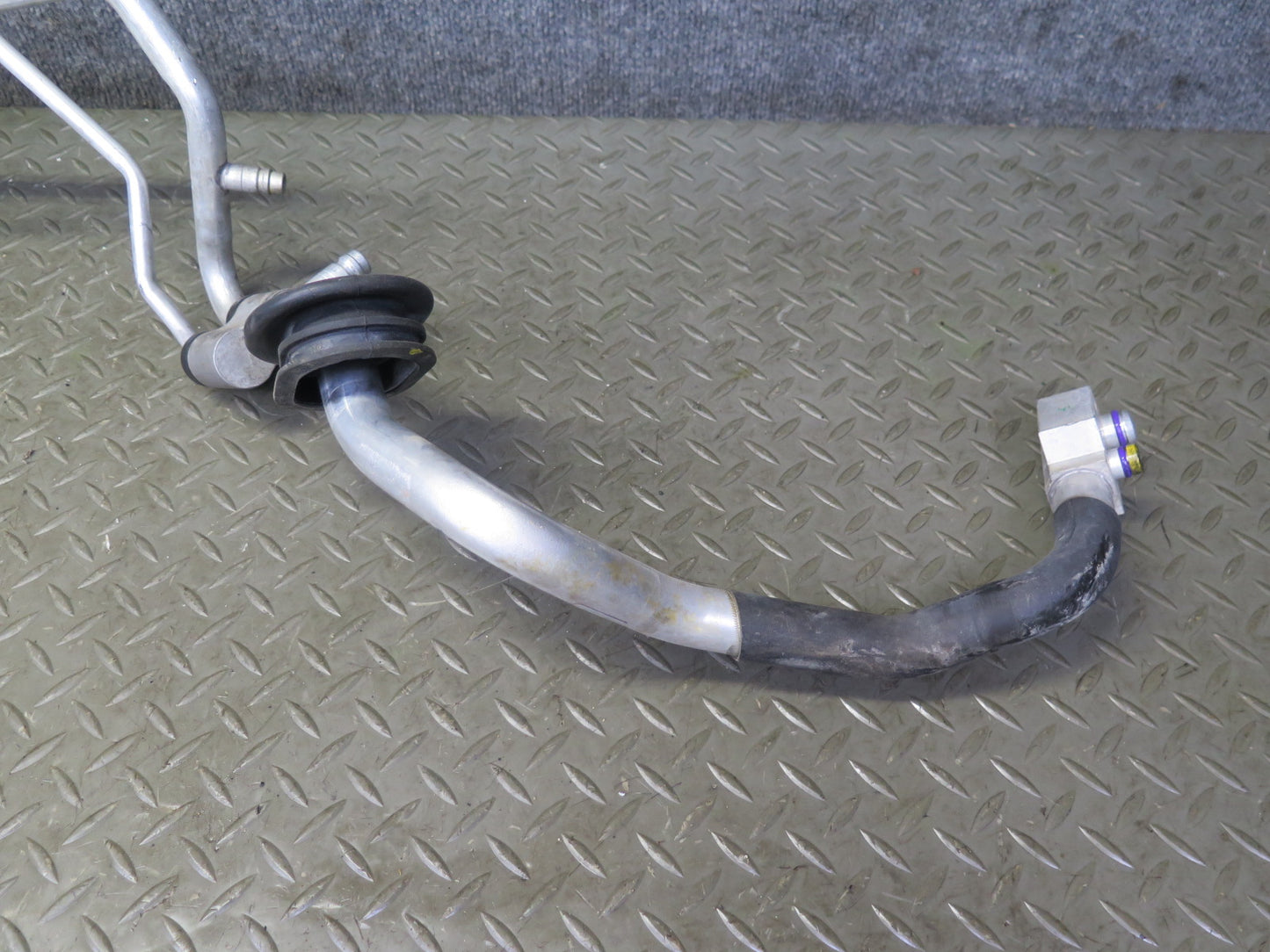2010 Audi B8 S5 4.2L A/C Air Condition Hose Pipe Line Set OEM